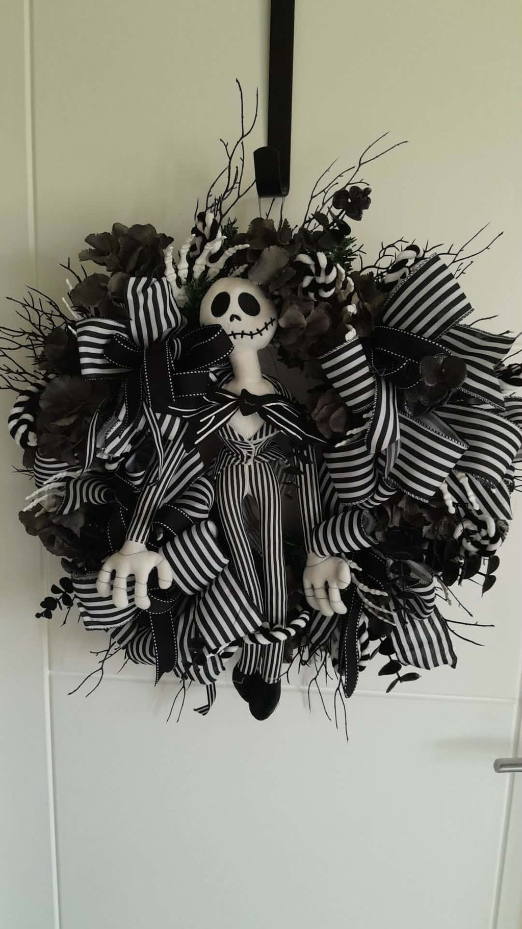 Jack Skellington wreath centrepiece close-up