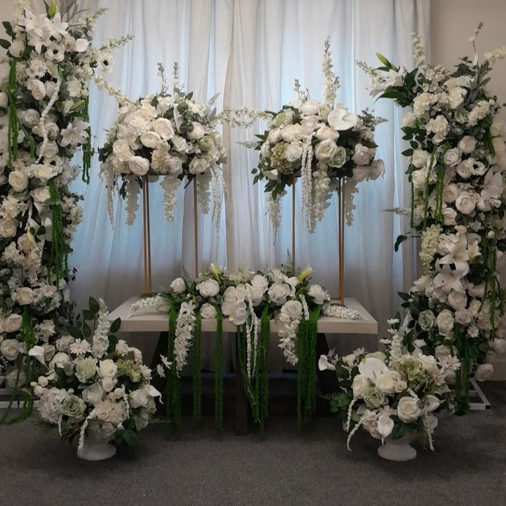 Timeless Elegance flower arch close up detail