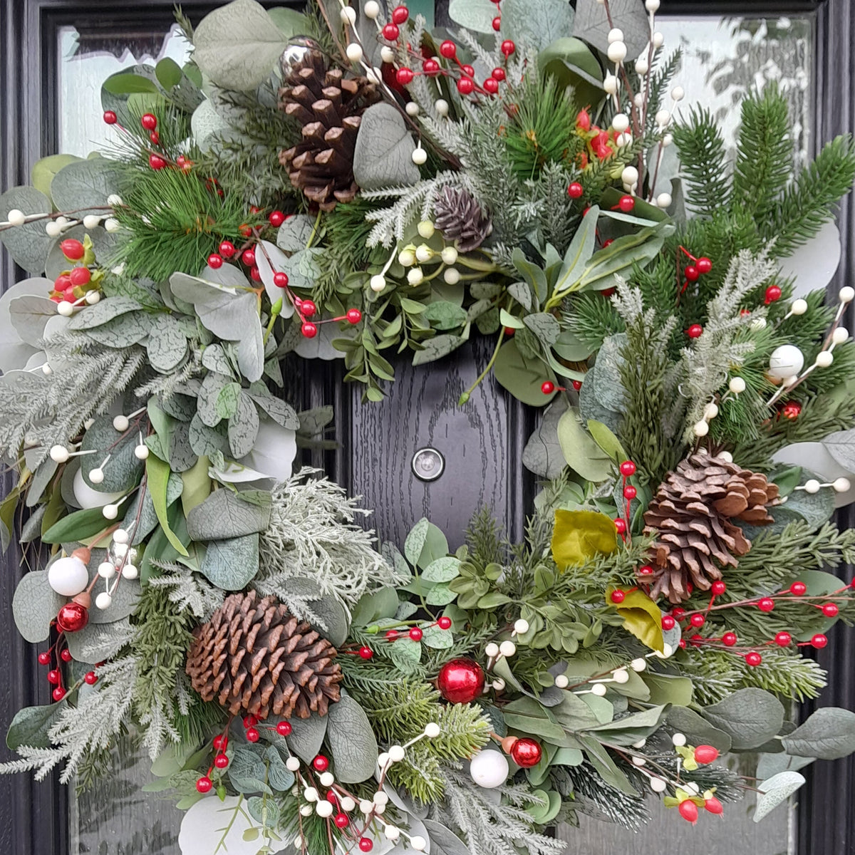 Winter Botanicals Christmas Wreath - close up detail of berries and foliage