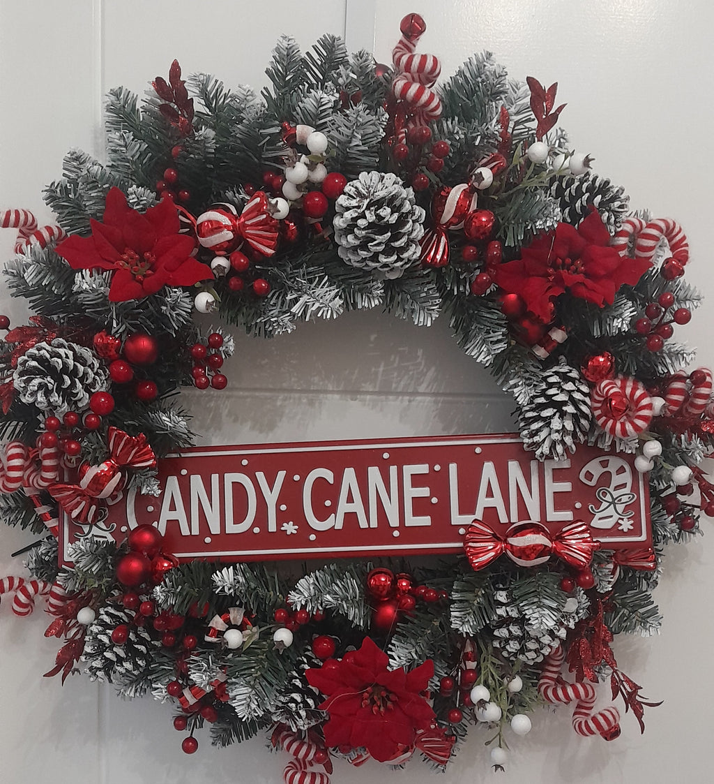 Candy Cane Lane Christmas Wreath – 22 Inch