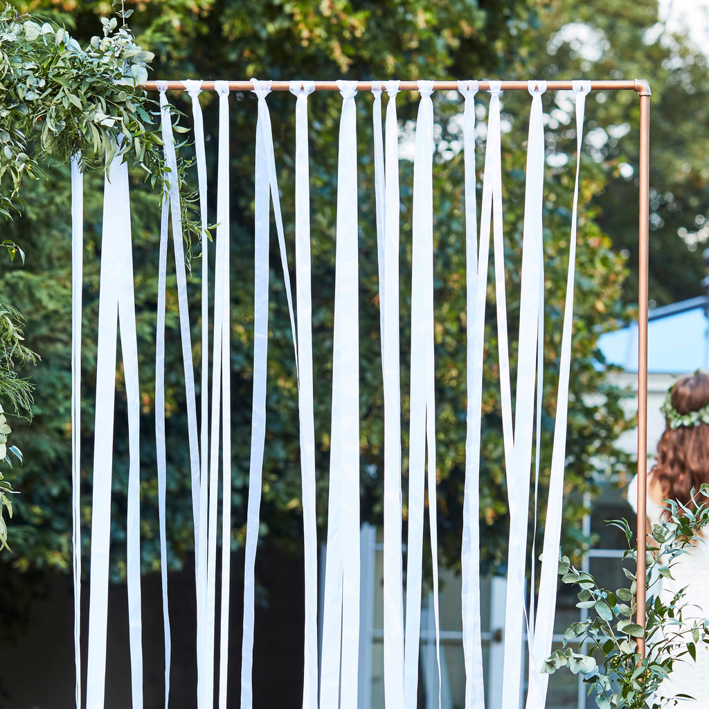 White Ribbon Hanging Wedding Backdrop- 5 Inner Pack