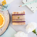 Patchouli Rosen Seifenstück | Orange, Patchouli & Rose Handgemachte Naturseife | Vegan, Plastikfreie Hautpflege | 3 Varianten erhältlich