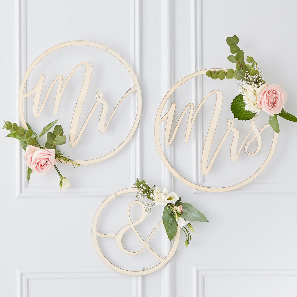 Mr and Mrs Wooden Hoops Decoration