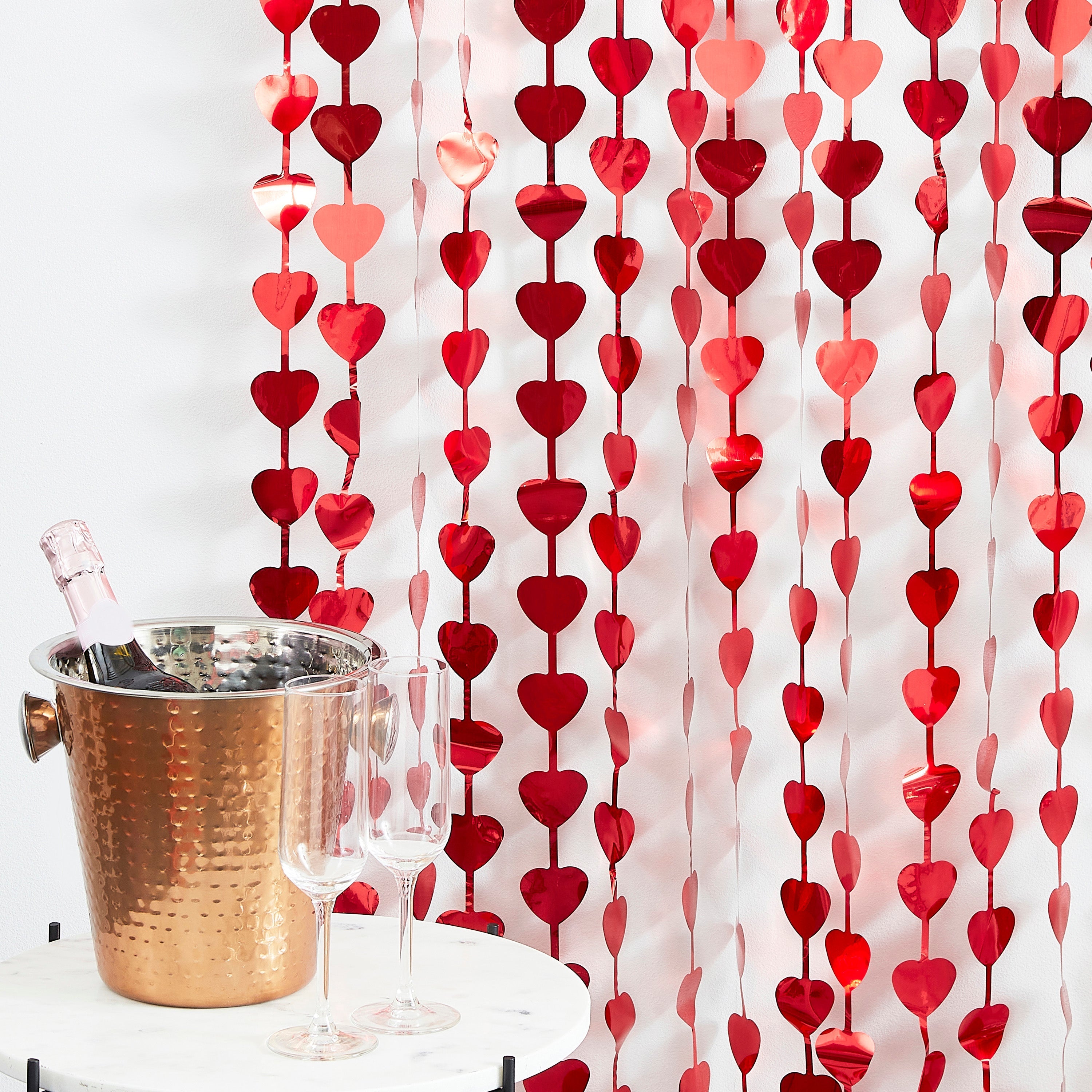 Heart Shaped Valentines Day Party Backdrop- 5 Inner Pack
