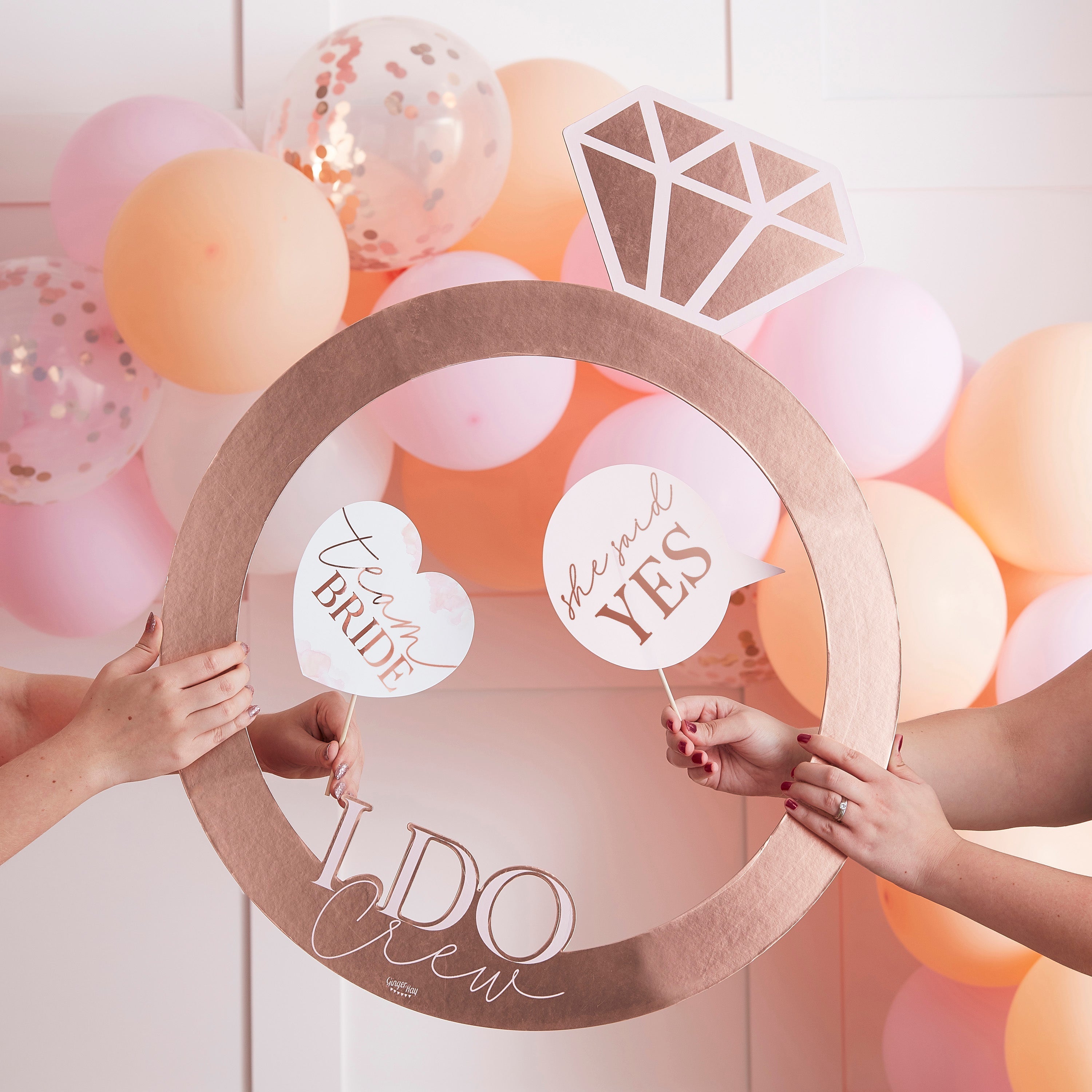 Rose Gold Ring Hen Party Photo Booth Frame- 5 Inner Pack
