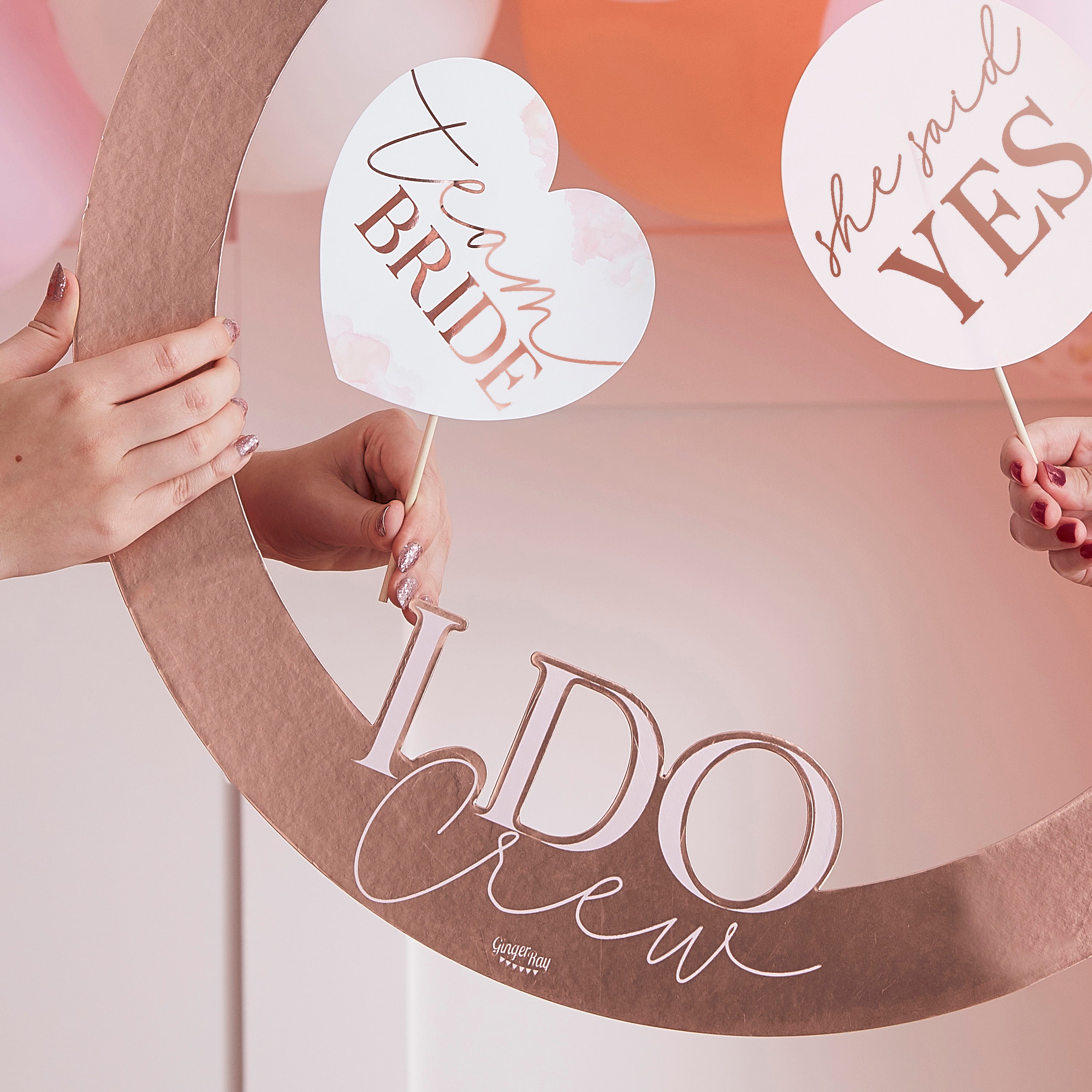 Rose Gold Ring Hen Party Photo Booth Frame- 5 Inner Pack