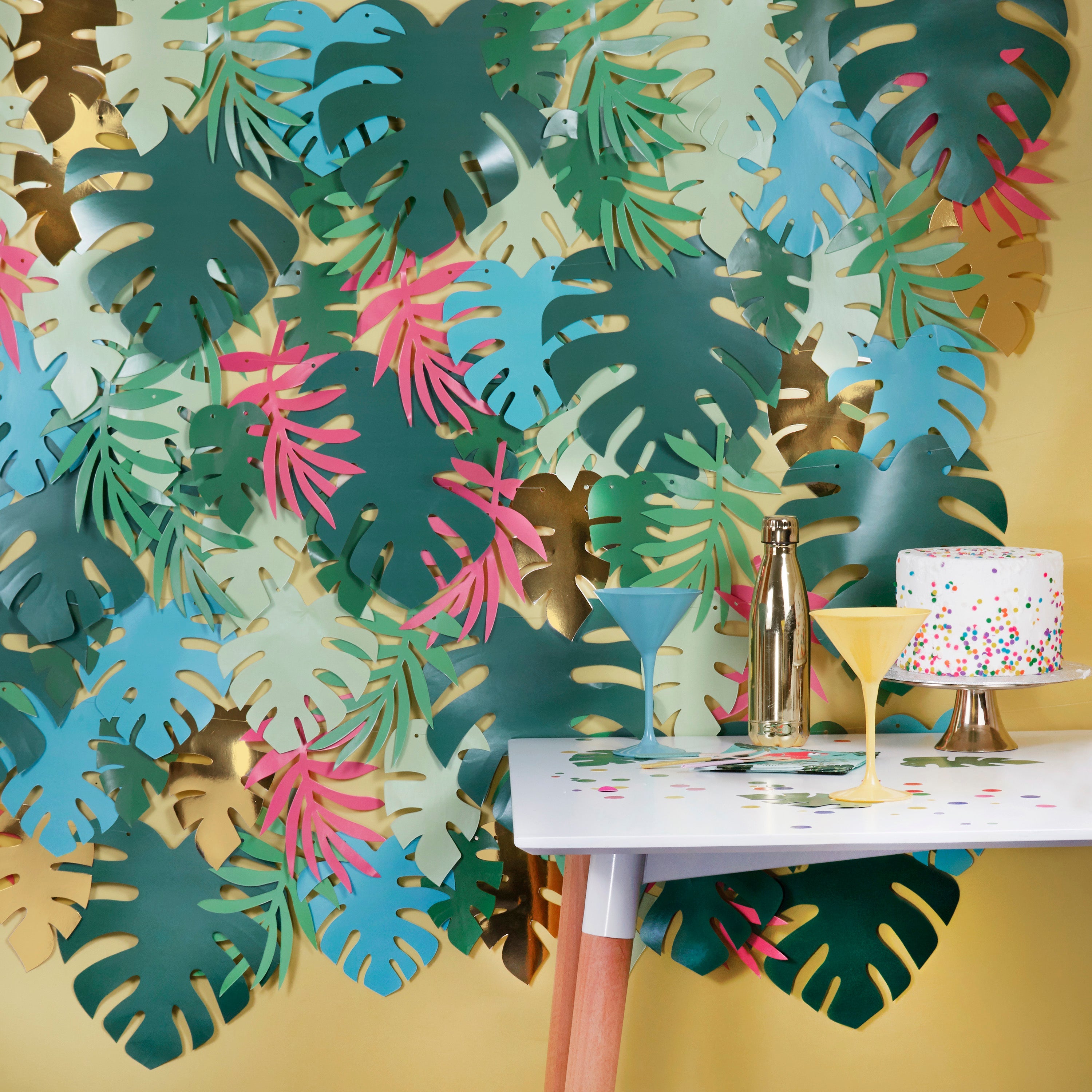Gold Foiled and Leaf Tassel Garland