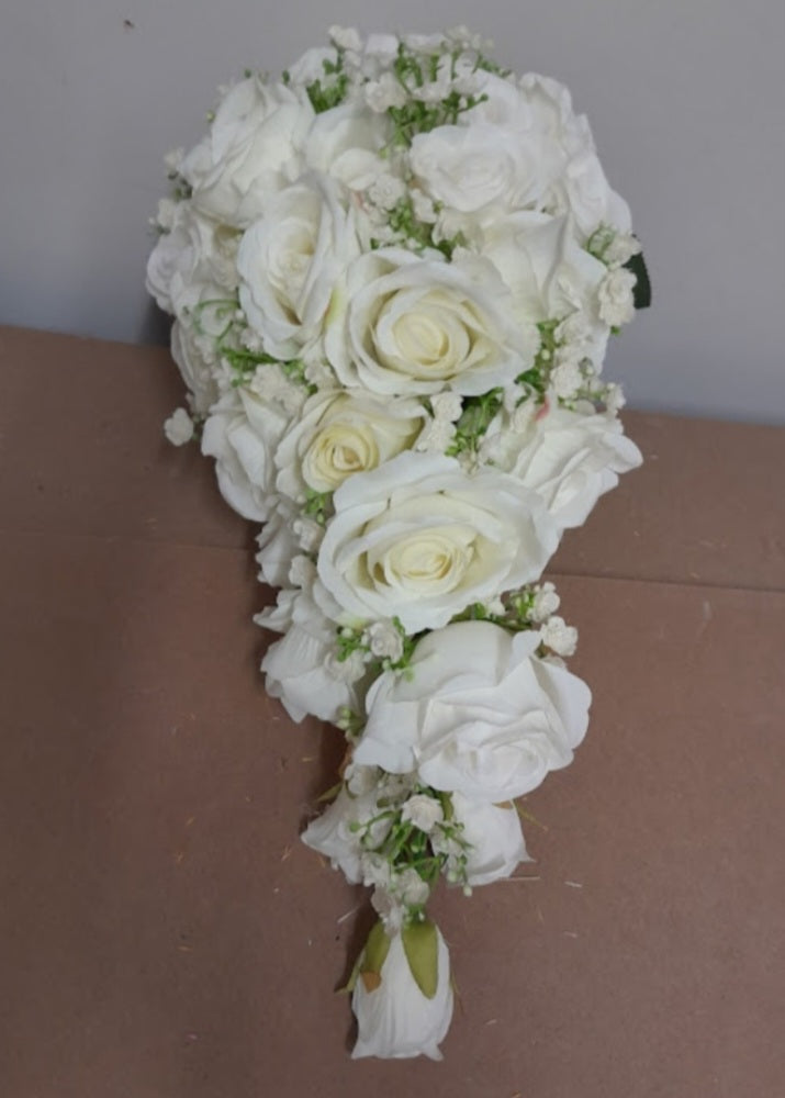 Brynja – White Artificial Wedding Flower Collection