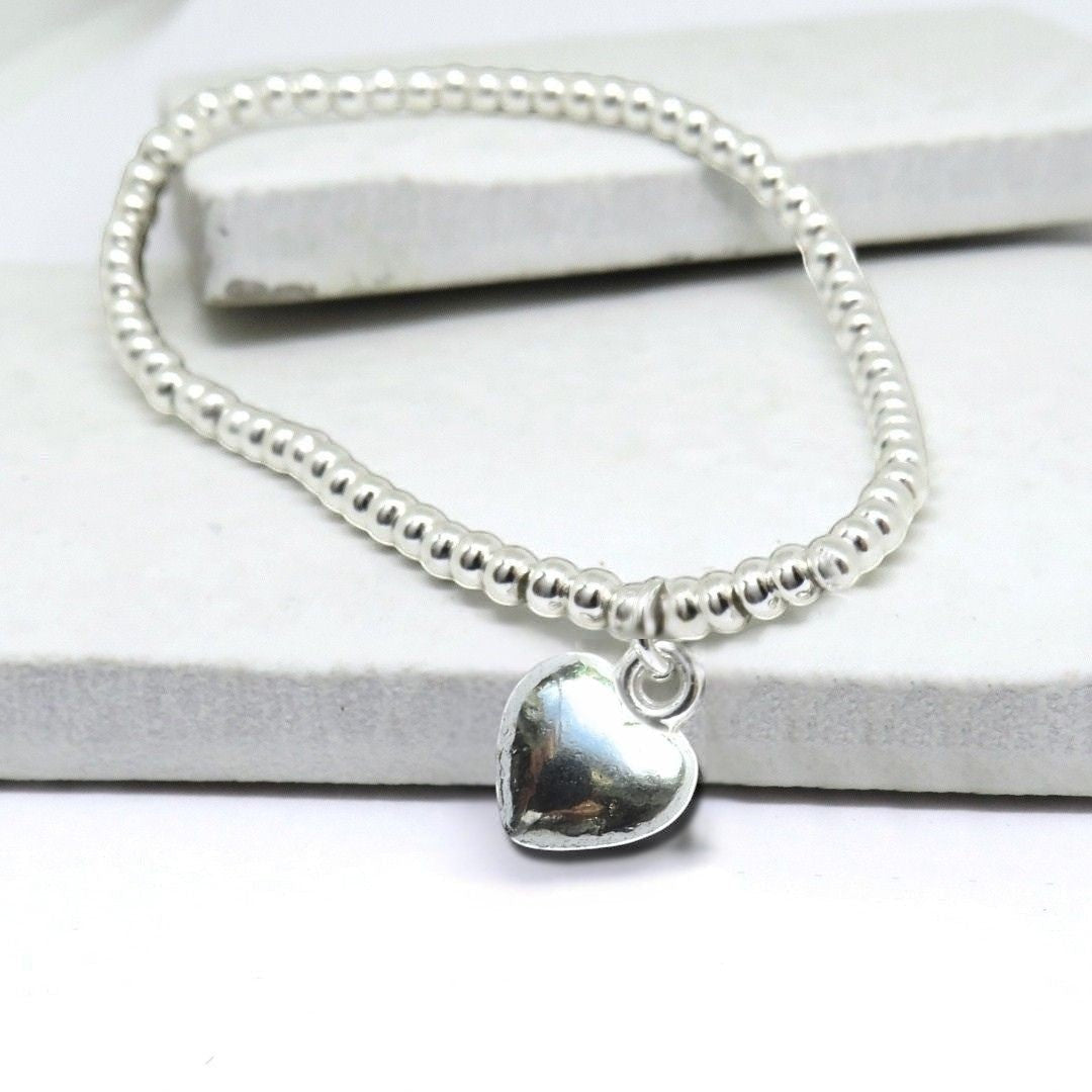 Best Cat Mum Mini Gift Hamper Silver Heart Bracelet