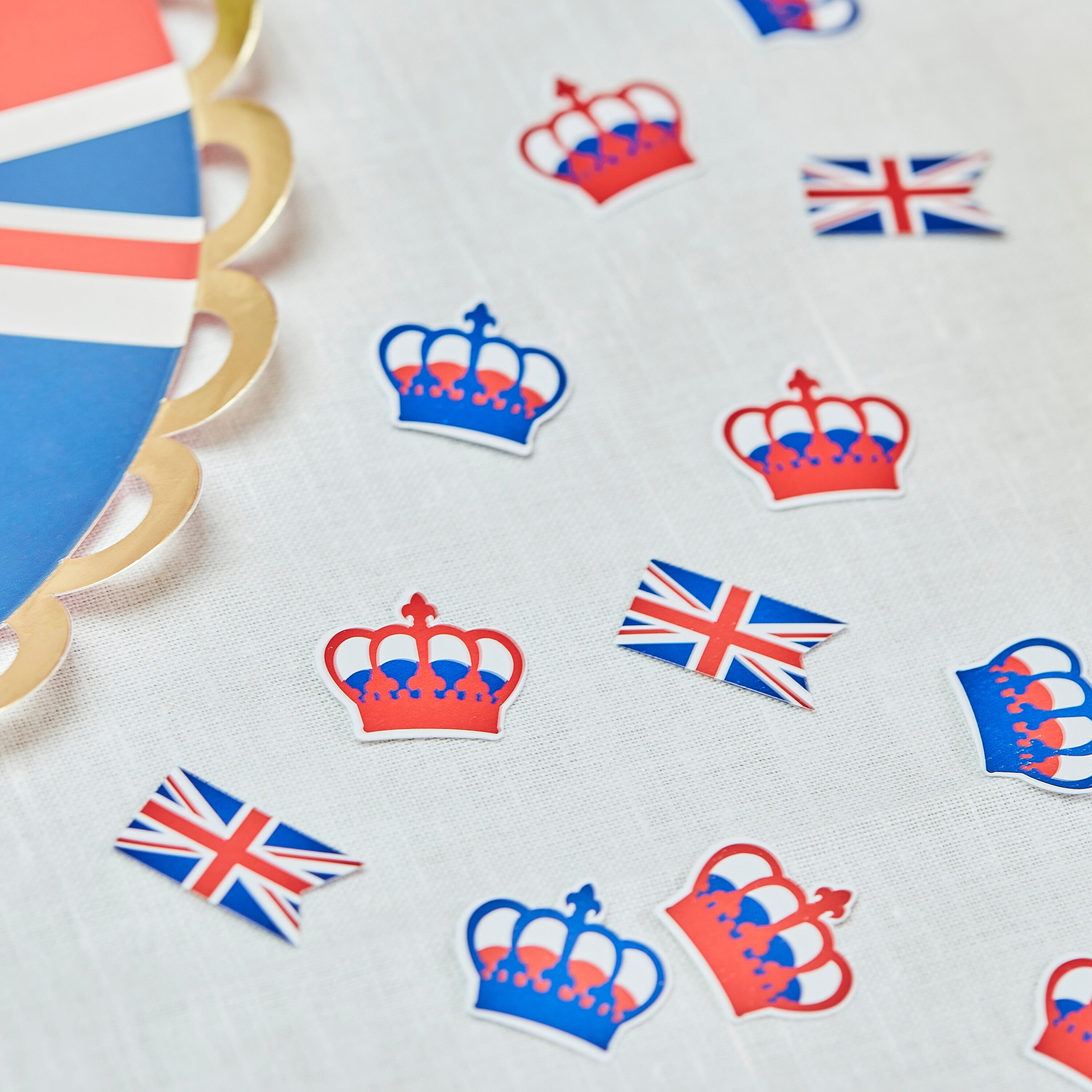 Union Jack & Crown Table Confetti