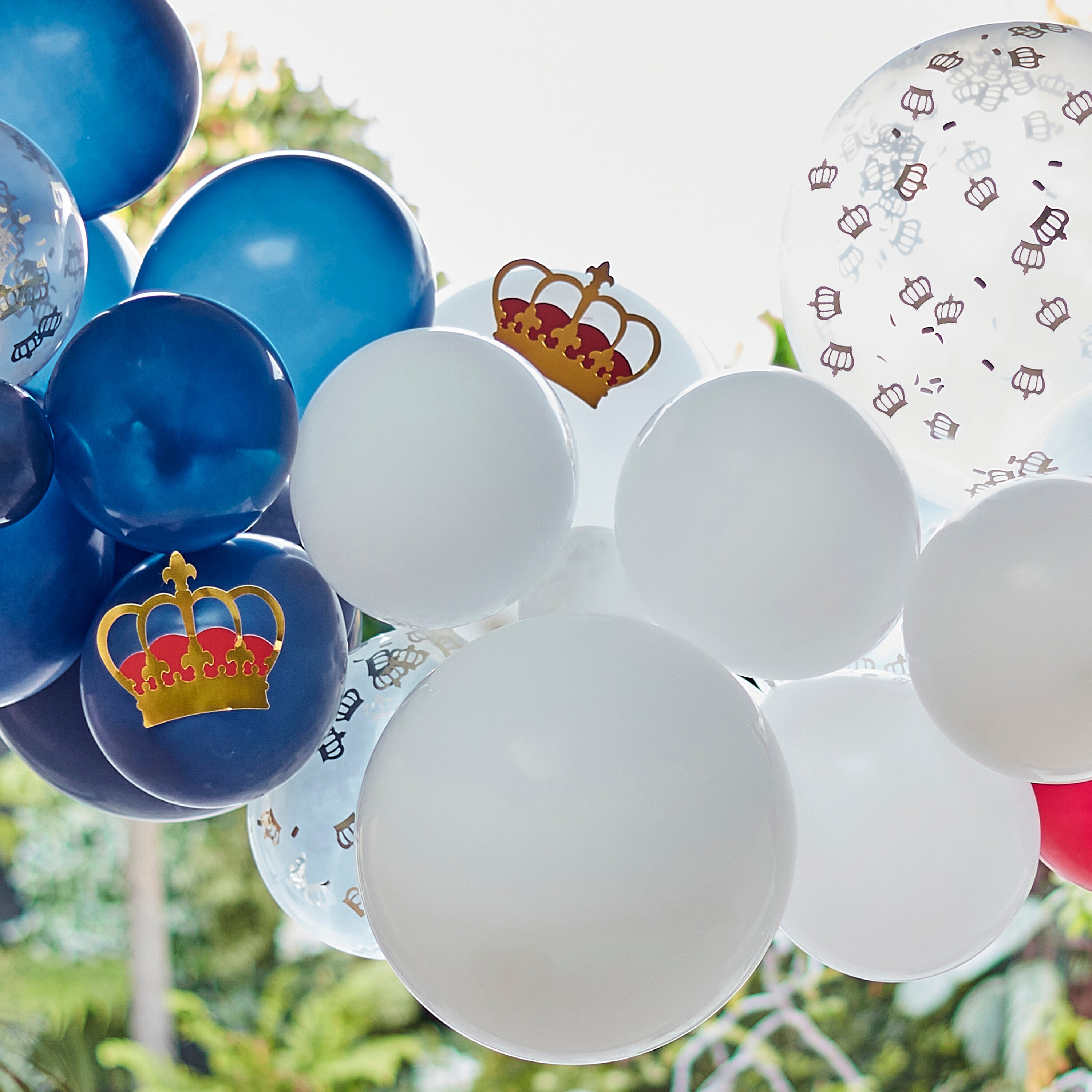 Red, White & Blue Confetti Balloon Arch With Crowns- 5 Inner Pack