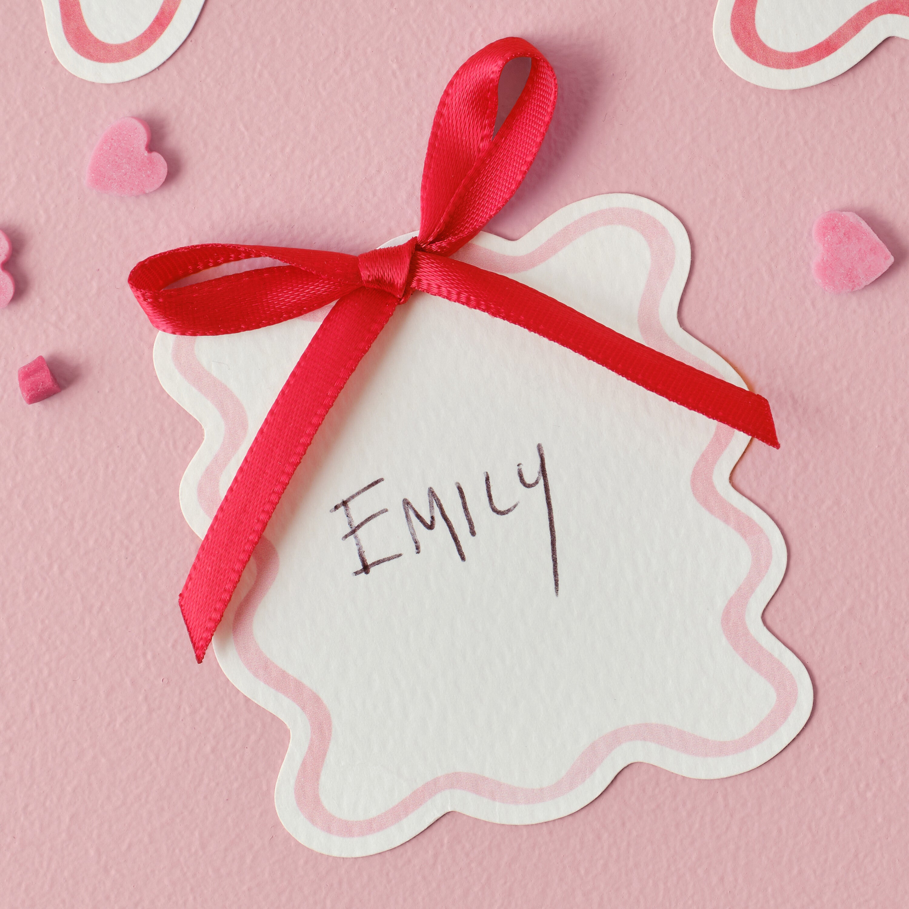 Wavy Place Cards with Pink and Red Bows- 5 Inner Pack
