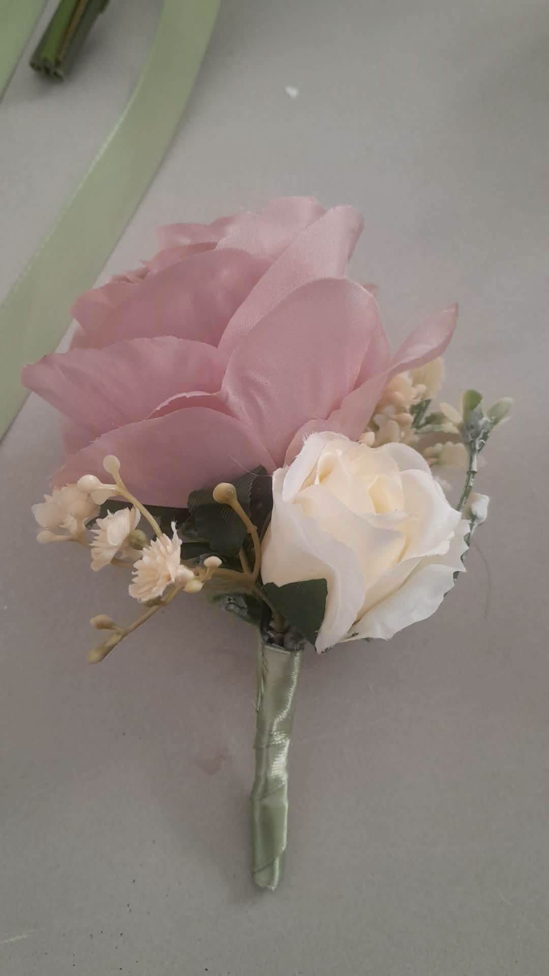 Elspeth buttonhole in dusky pink and ivory