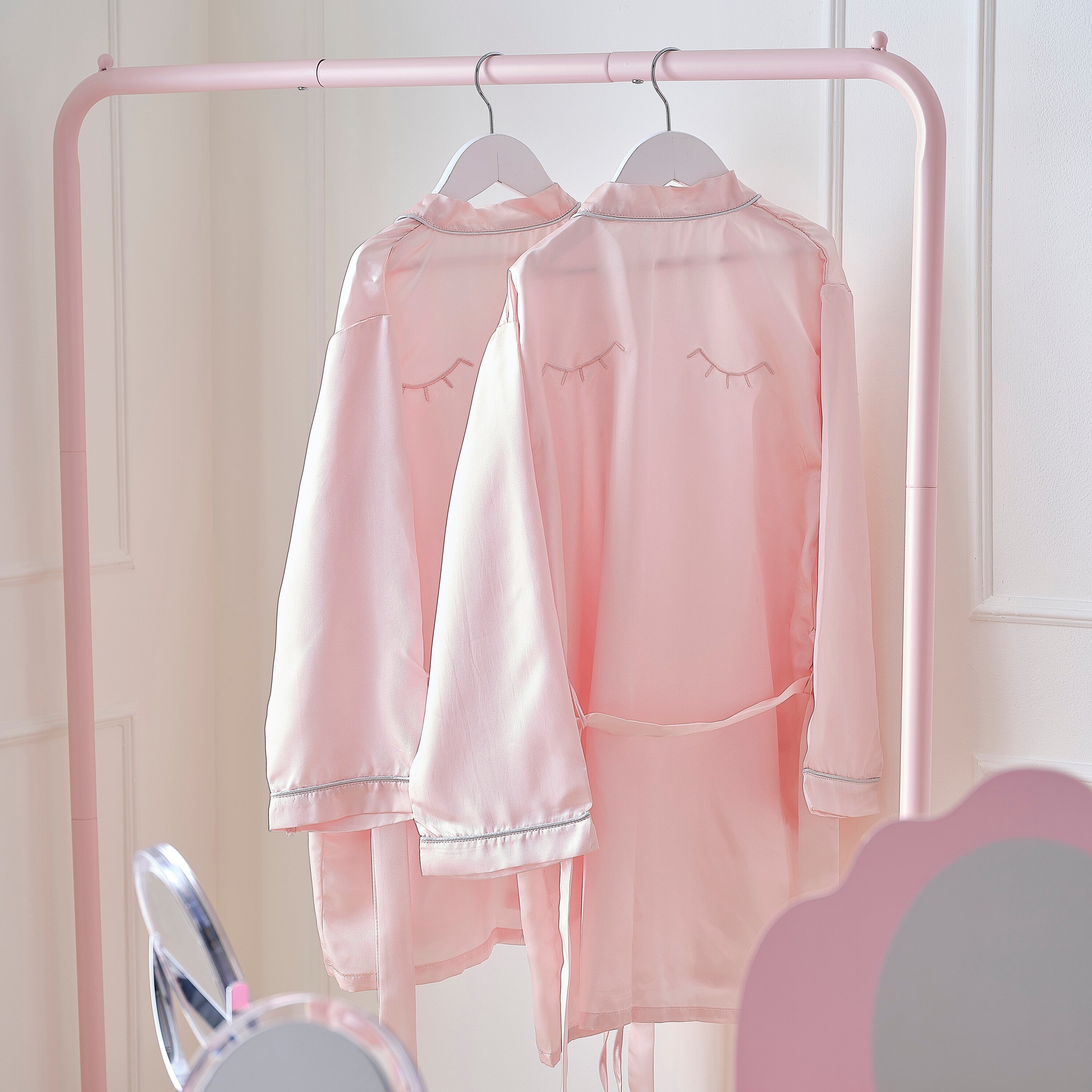 Pink Satin Embroidered Dressing Gown- 5 Inner Pack