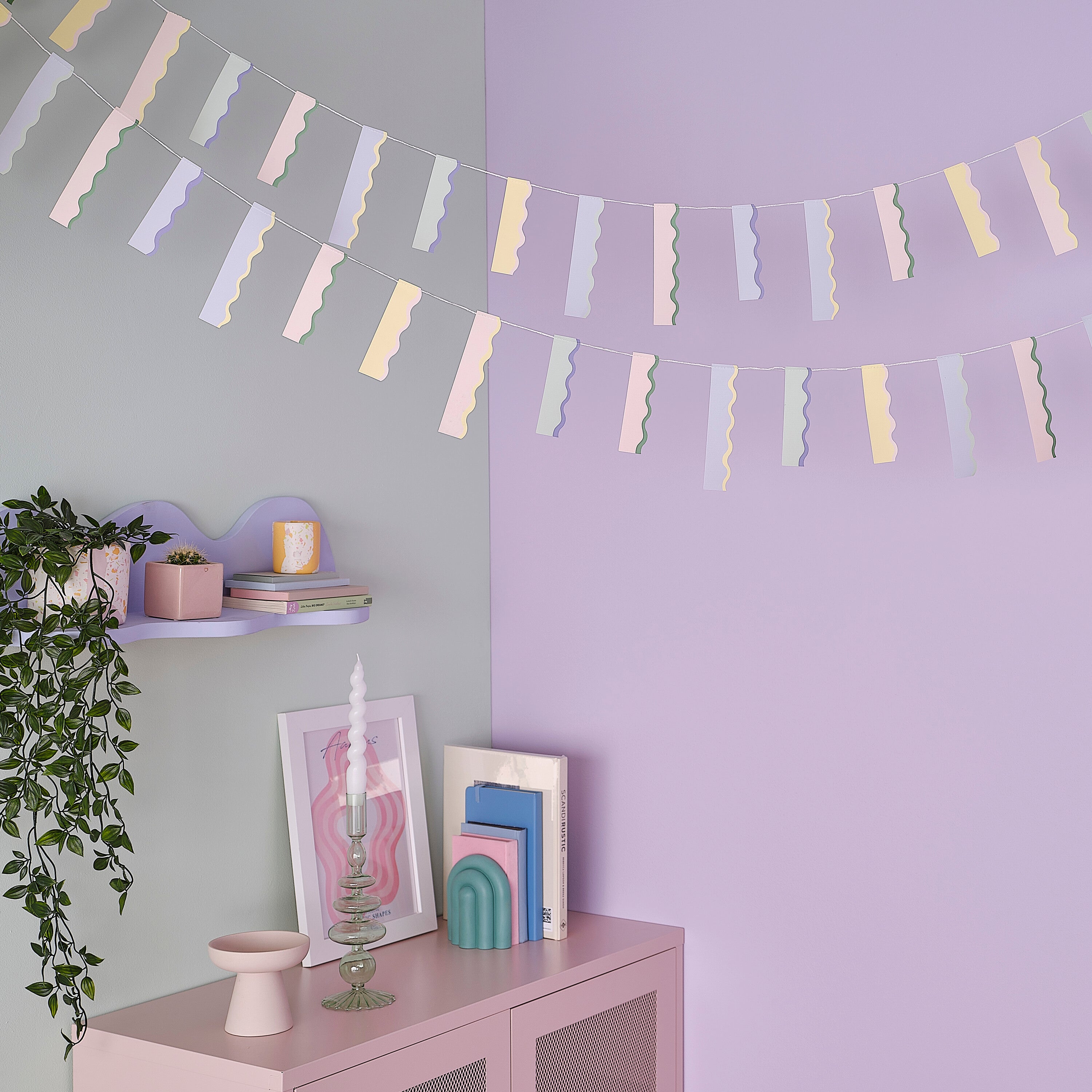 Wavy Pastel Bunting- 5 Inner Pack