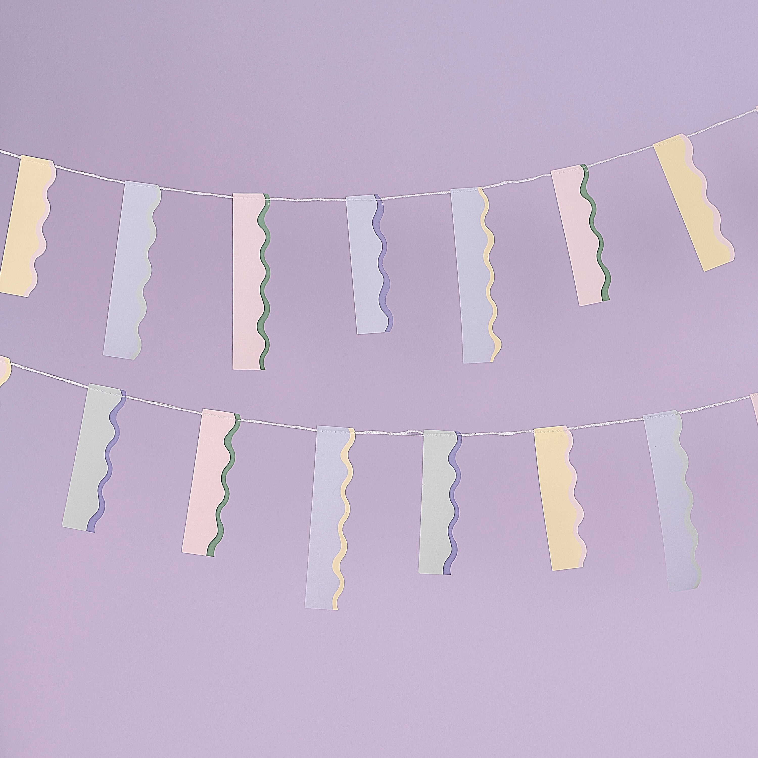 Wavy Pastel Bunting- 5 Inner Pack