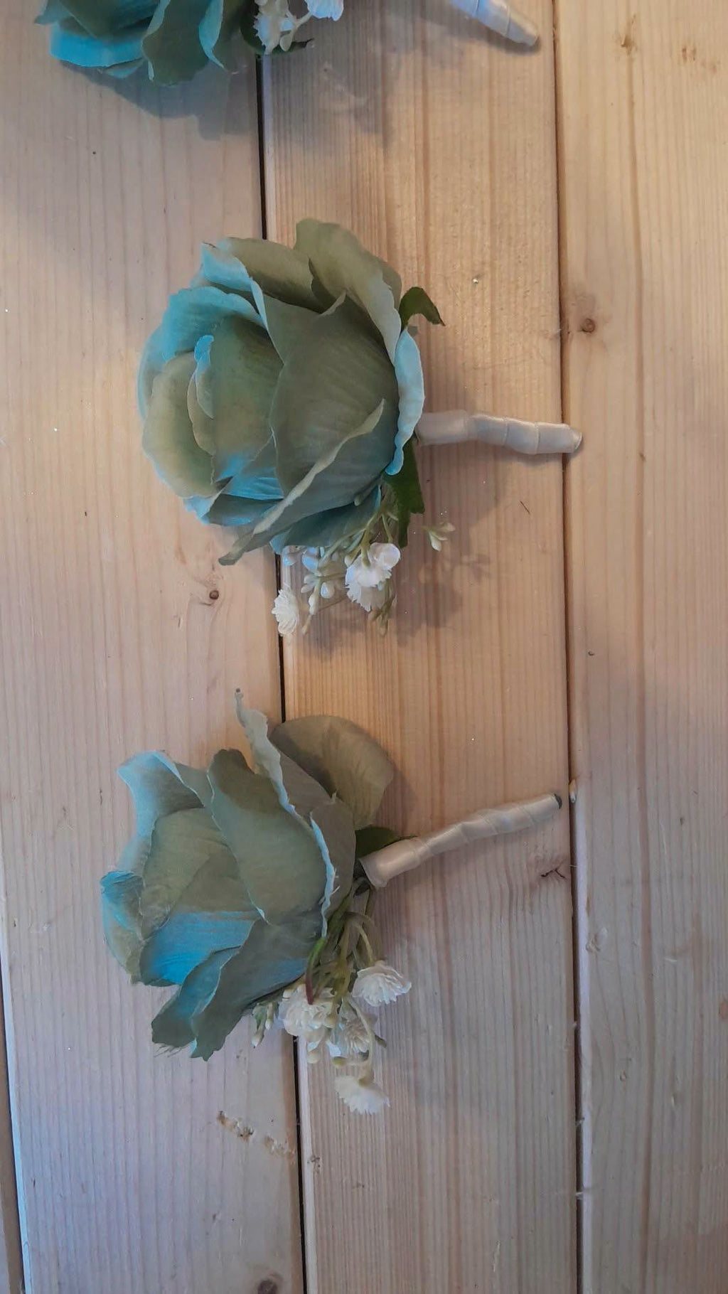 REVERIE single bridesmaid posy with sage green roses and eucalyptus