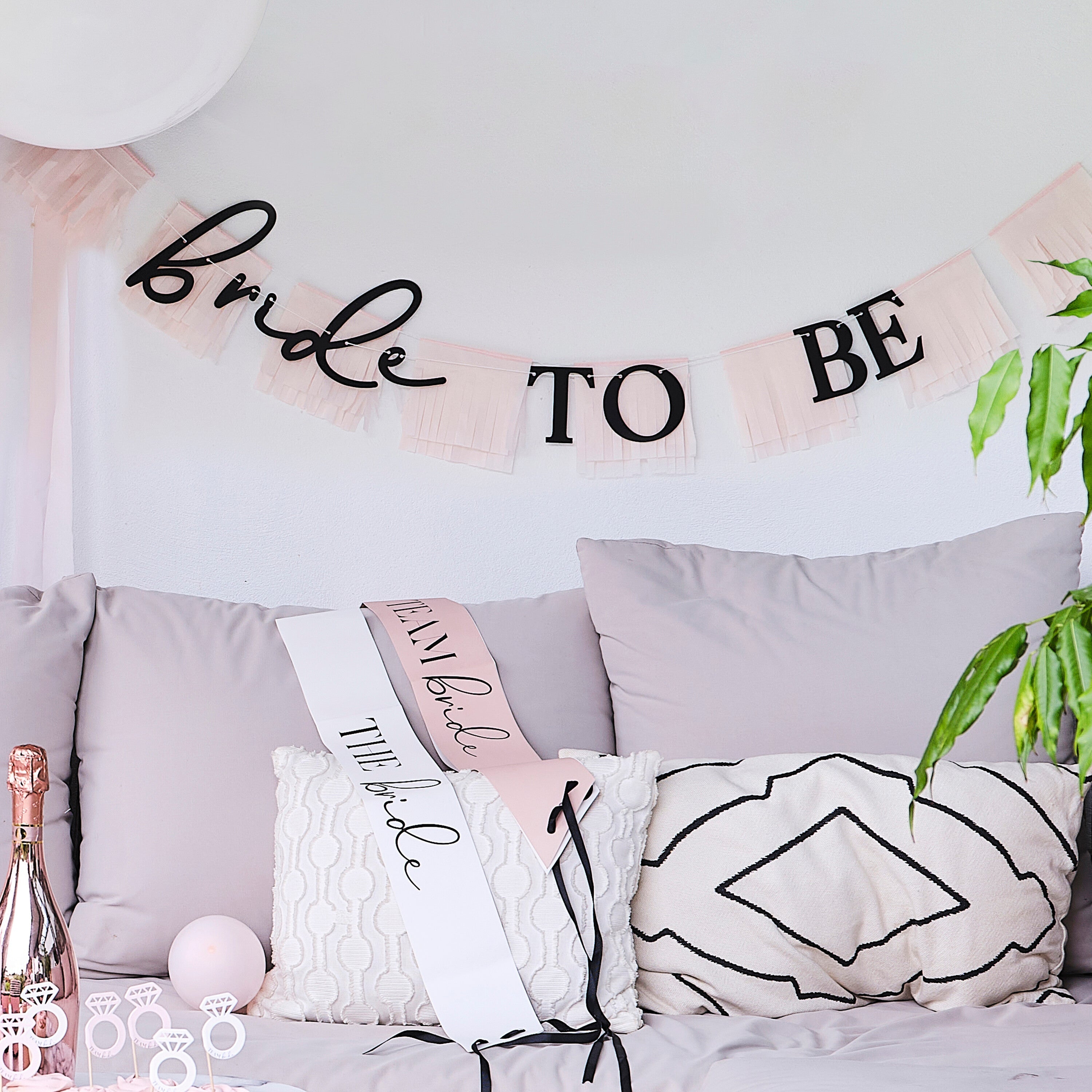 Bride To Be Hen Party Bunting with Tassel Garland- 5 Inner Pack